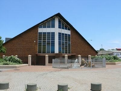 iglesia regina mundi soweto
