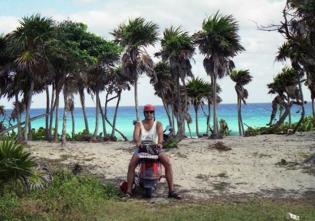 playa de Cozumel, en moto alrededor de Cozumel 