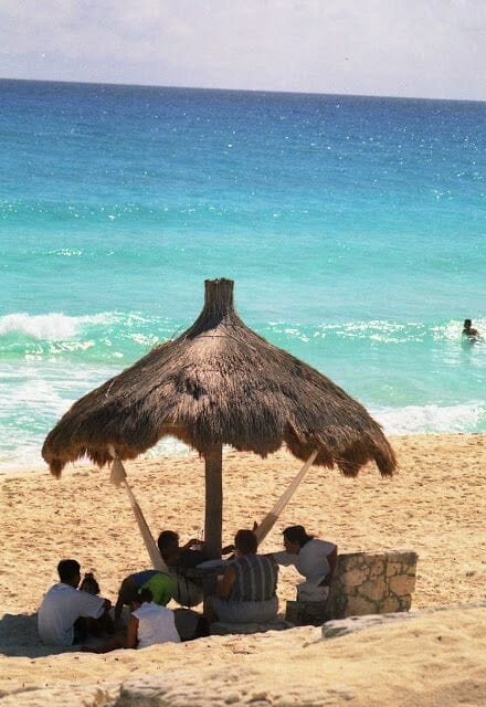 sombrilla en Cancún