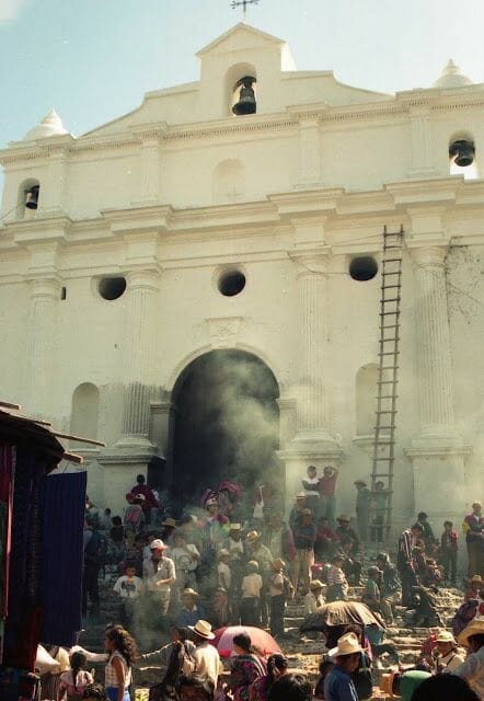 Iglesia Guatemala en a la Ruta Maya