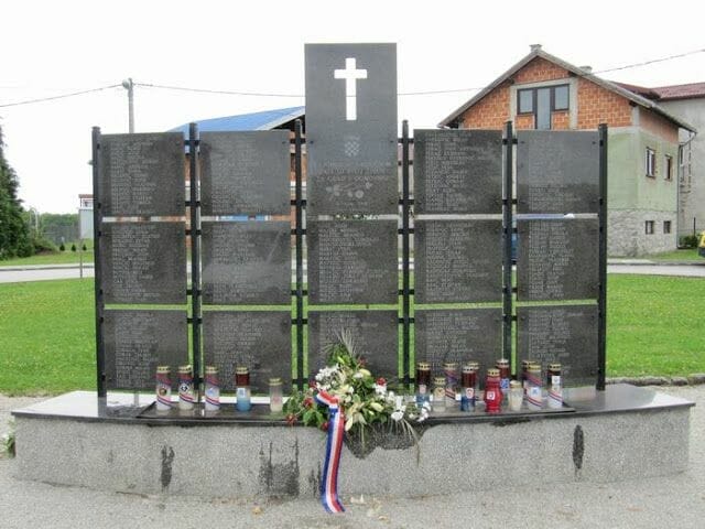 monumento caidos guerra yugoslavia