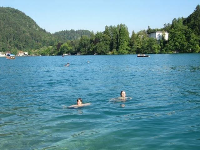 lago bled Eslovenia baño