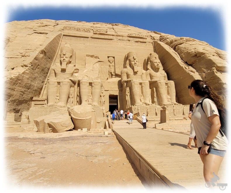 Fachada del templo de Abu Simbel