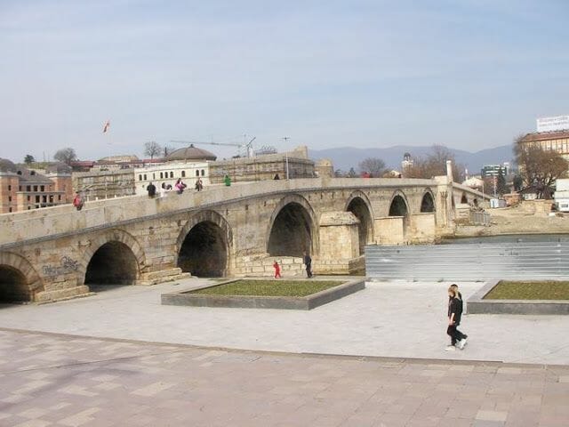 Kamen Most de Skopje