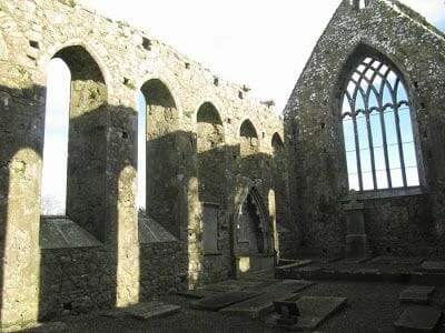 abadia-monaterio-Claregalway-Irlanda