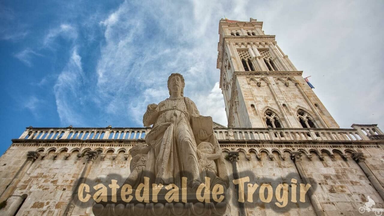 campanario de la catedral de Trogir
