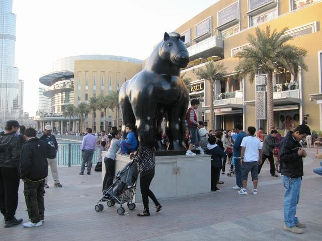 Escultura de caballo, escultura de Botero, Botero en dubai