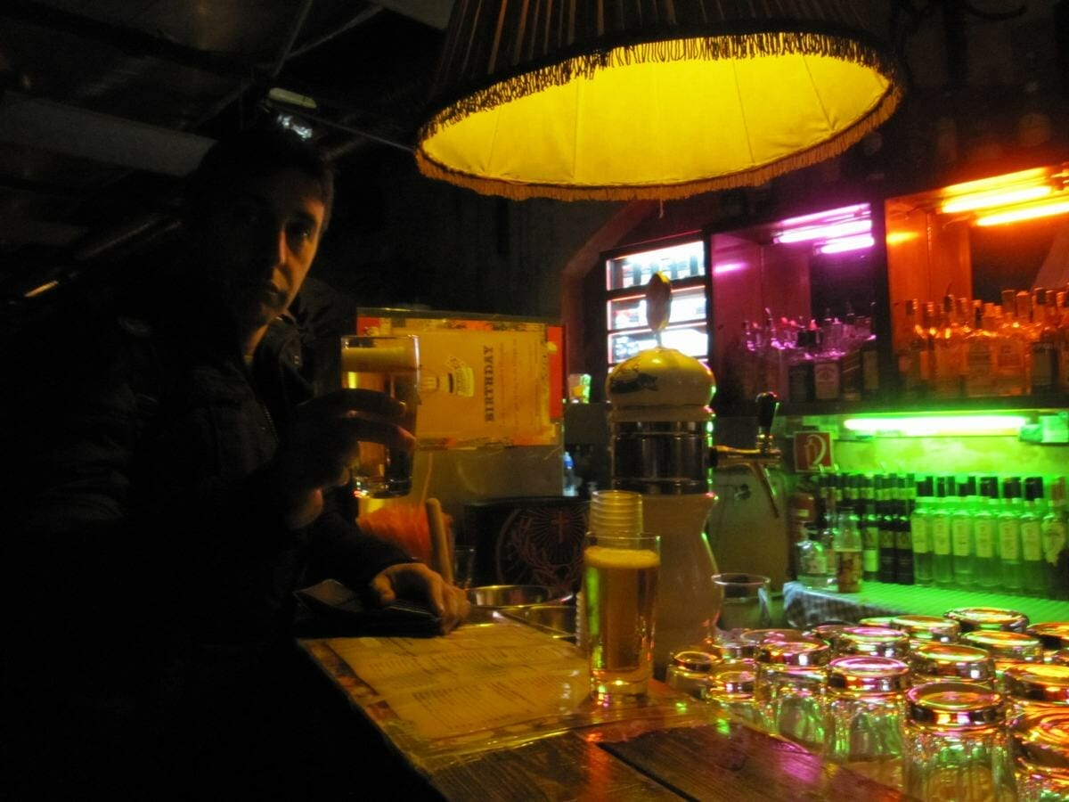 Simpla Bar, Szimpla Kertmozi, bares de Budapest