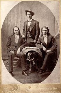  Wild Bill, Texas Jack y Buffalo Bill Cody en 1873