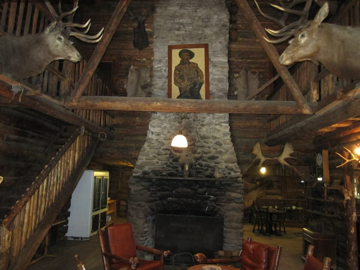Pahaska Tepee, el hotel de Buffalo Bill en Yellowstone.