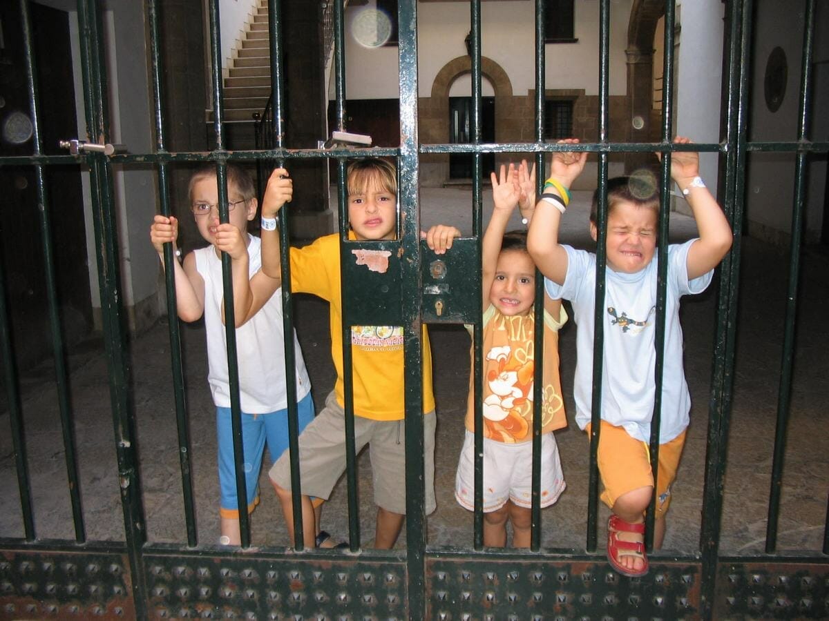 celda de Castigo para niños