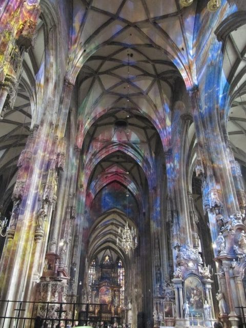 interior de la catedral de Viena