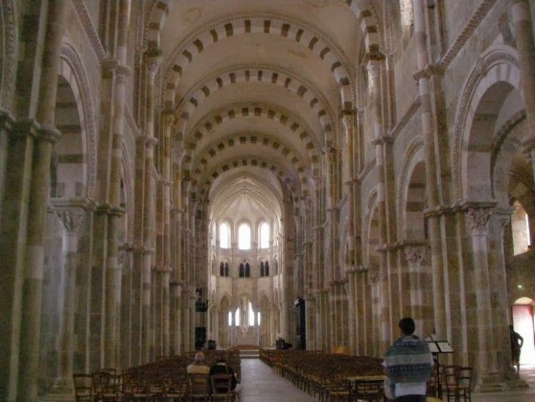 arcos policromados santa Magdalena Vezelay