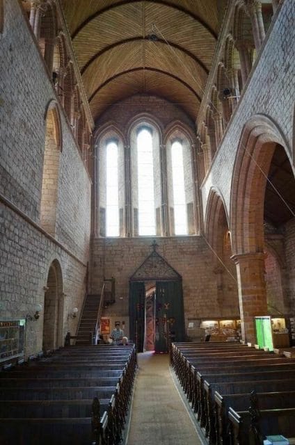 Lanercost priory nave iglesia