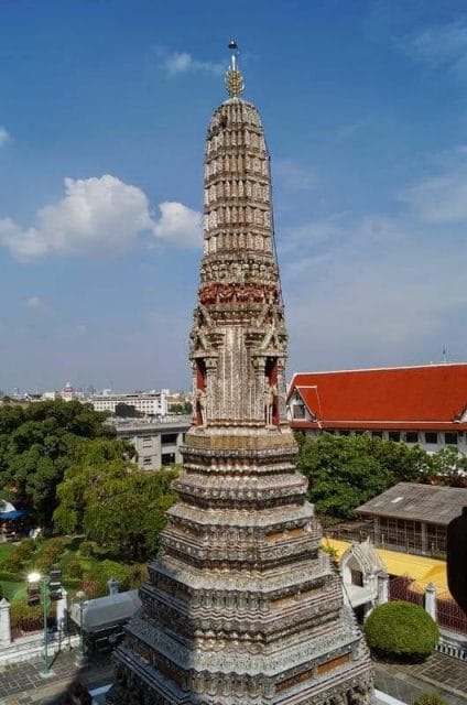 torre central del templo de Wat Arun (prang)