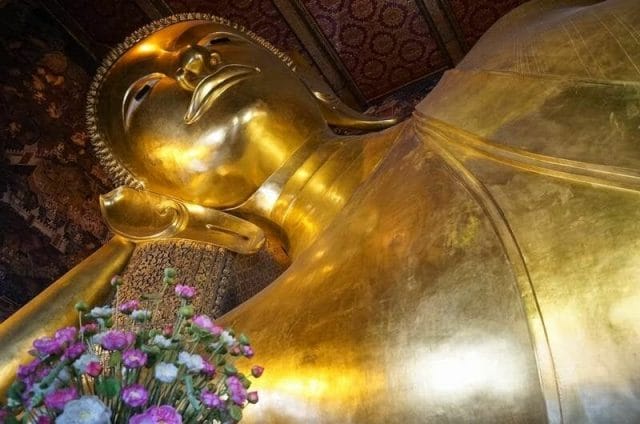 Wat Pho templo buda reclinado 