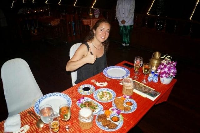 crucero con cena por el rio Chao Phraya