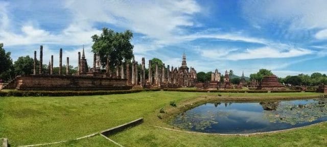  Wat Mahathat Sukhothai 
