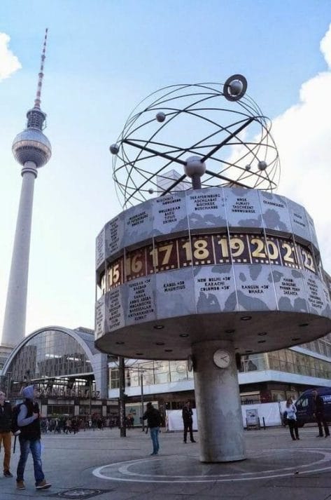 reloj mundial de berlin
