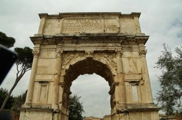 arco de Tito ruinas romanas