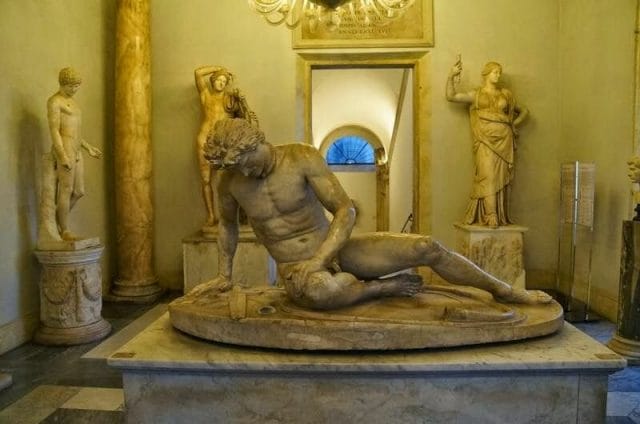 Galo moribundo - museos Capitolinos