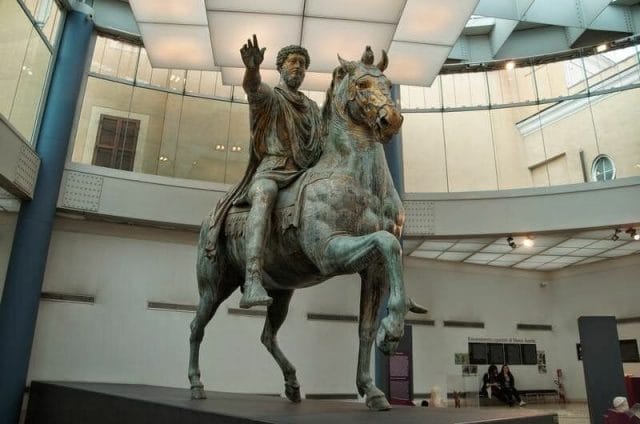Estatua ecuestre de Marco Aurelio - museos Capitolinos