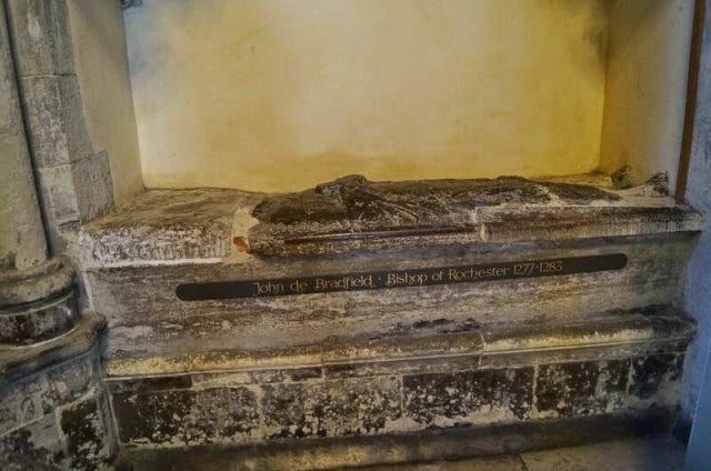 tumba obispo de rochester