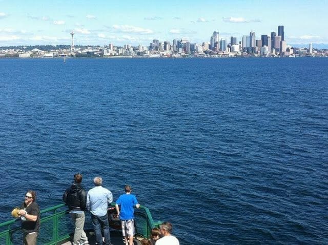 bainbridge ferry, Seattle, puerto Seattle, vistas Seattle desde el mar