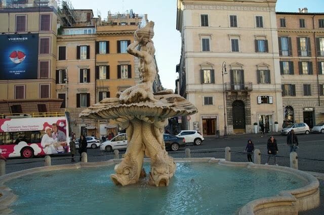 plaza del tritón - qué ver en el centro de Roma