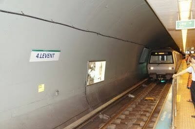 Línea M2 (Taksim-4.Levent), metro estambul
