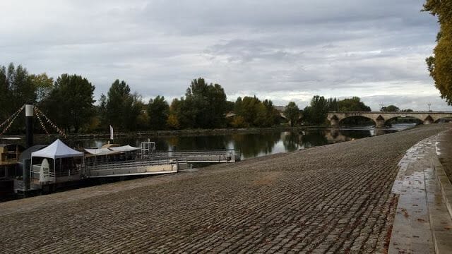 río Loira al paso de orleans