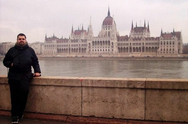 parlamento Budapest desde la otra orilla del río, desde Buda