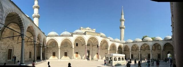 patio mezquita de Süleymaniye