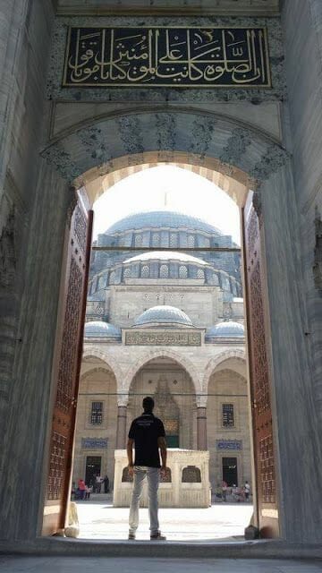 entrada mezquita de Süleymaniye