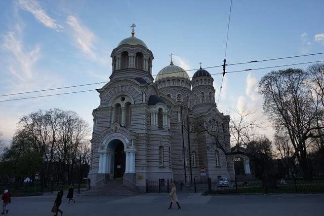 la iglesia ortodoxa Catedral de la Natividad de Riga