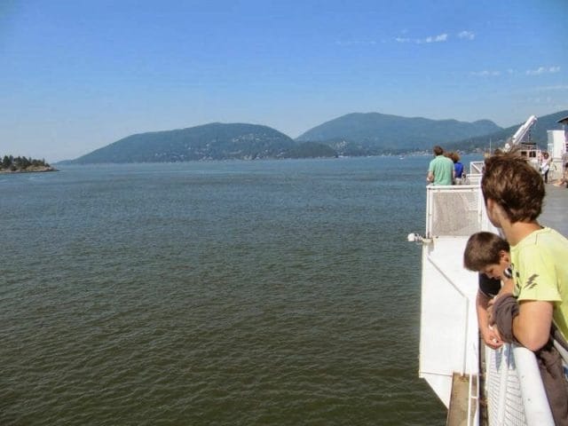 Cruzar en ferry a la isla de Vancouver en coche