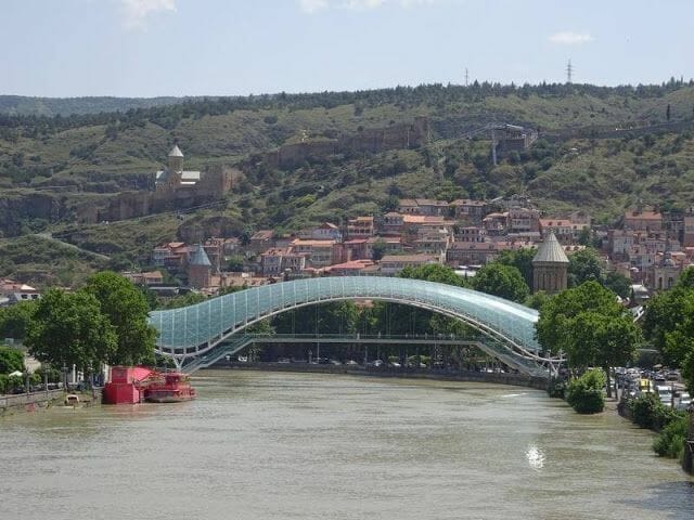 Puente de la paz de Tiflis