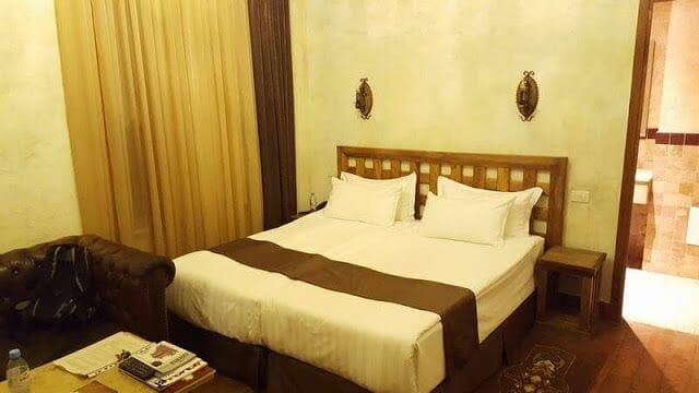 camas Caucasus hotel Erevan