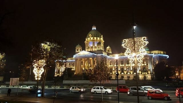 parlamento belgrado navidad