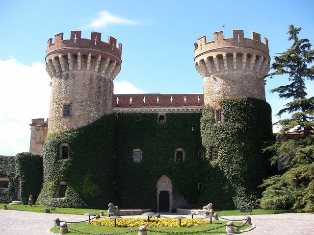 castillo de Perelada, castell de Perelada