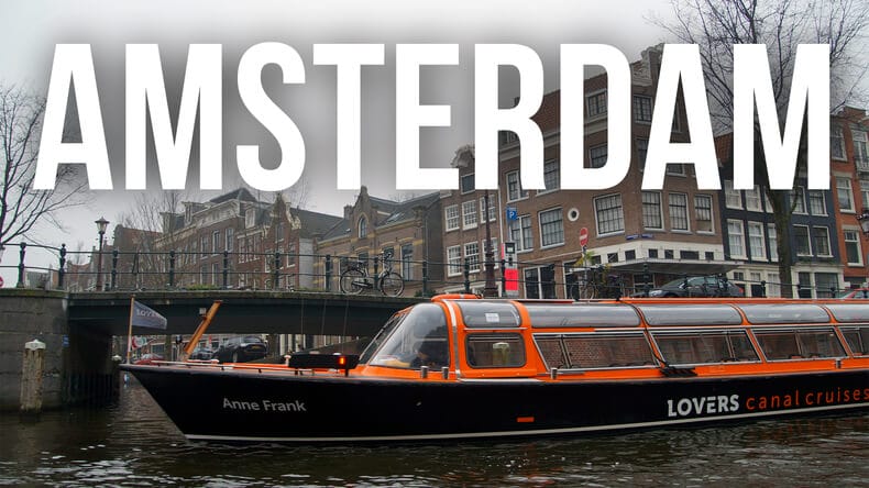 paseo en barco por los canales de Ámsterdam