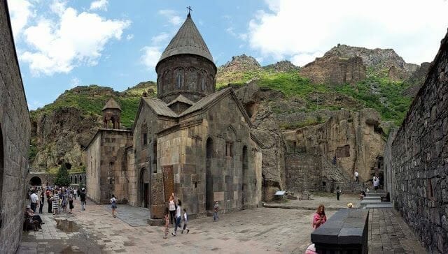 templo Geghard armenia