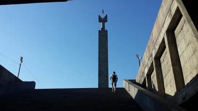 Obelisco a los Caídos - qué visitar en Ereván