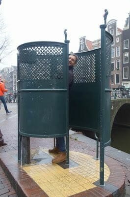 baño publico de Amsterdam