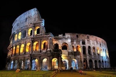 Tour nocturno por la Roma iluminada - mejores visitas guiadas Roma