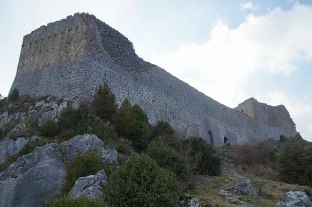 castillo de Montsegur muralla