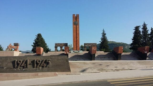 Memorial de Stepanakert - viaje a Nagorno Karabaj