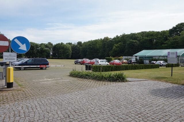 aparcamiento del palacio de Kozłówka