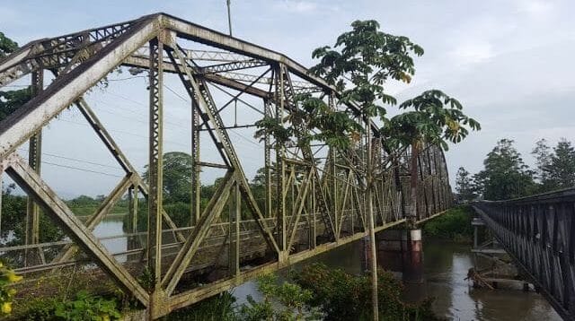 Puente - Cruzar la frontera de Costa Rica a Panamá por Sixaola Guabito
