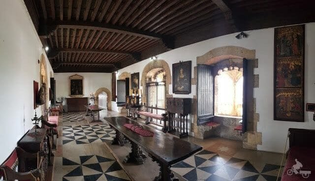 salas alcázar de Colón